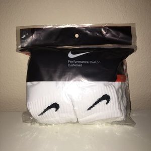Nike White Quarter Socks (6 pairs)